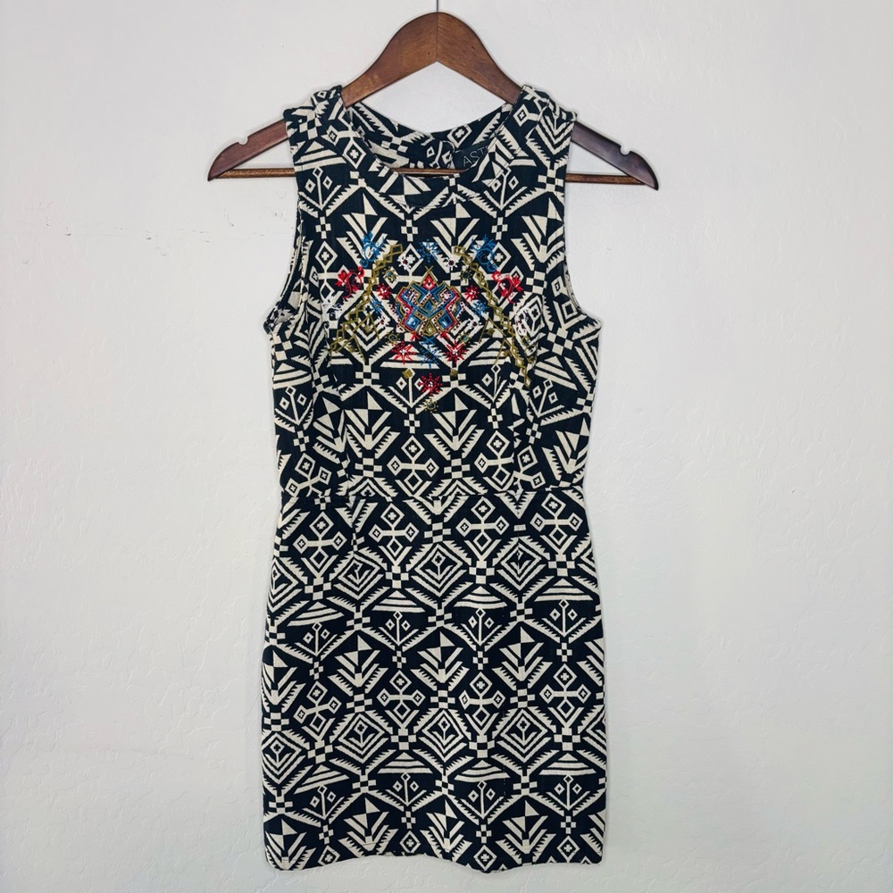 ASTR the Label Women’s Size Small Sleeveless Boho‎ Aztec Print Dress